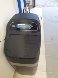 EcoWater softener after installation and commissioning by the MICHLOR service team